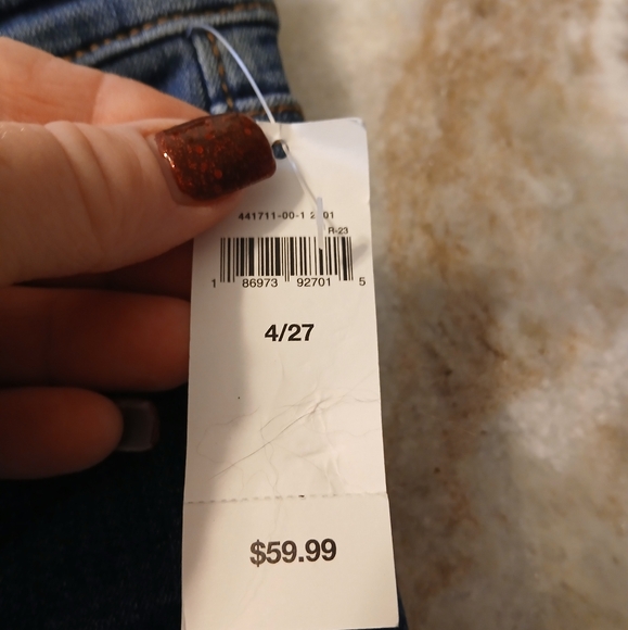 NWT GAP JEANS - Picture 4 of 8